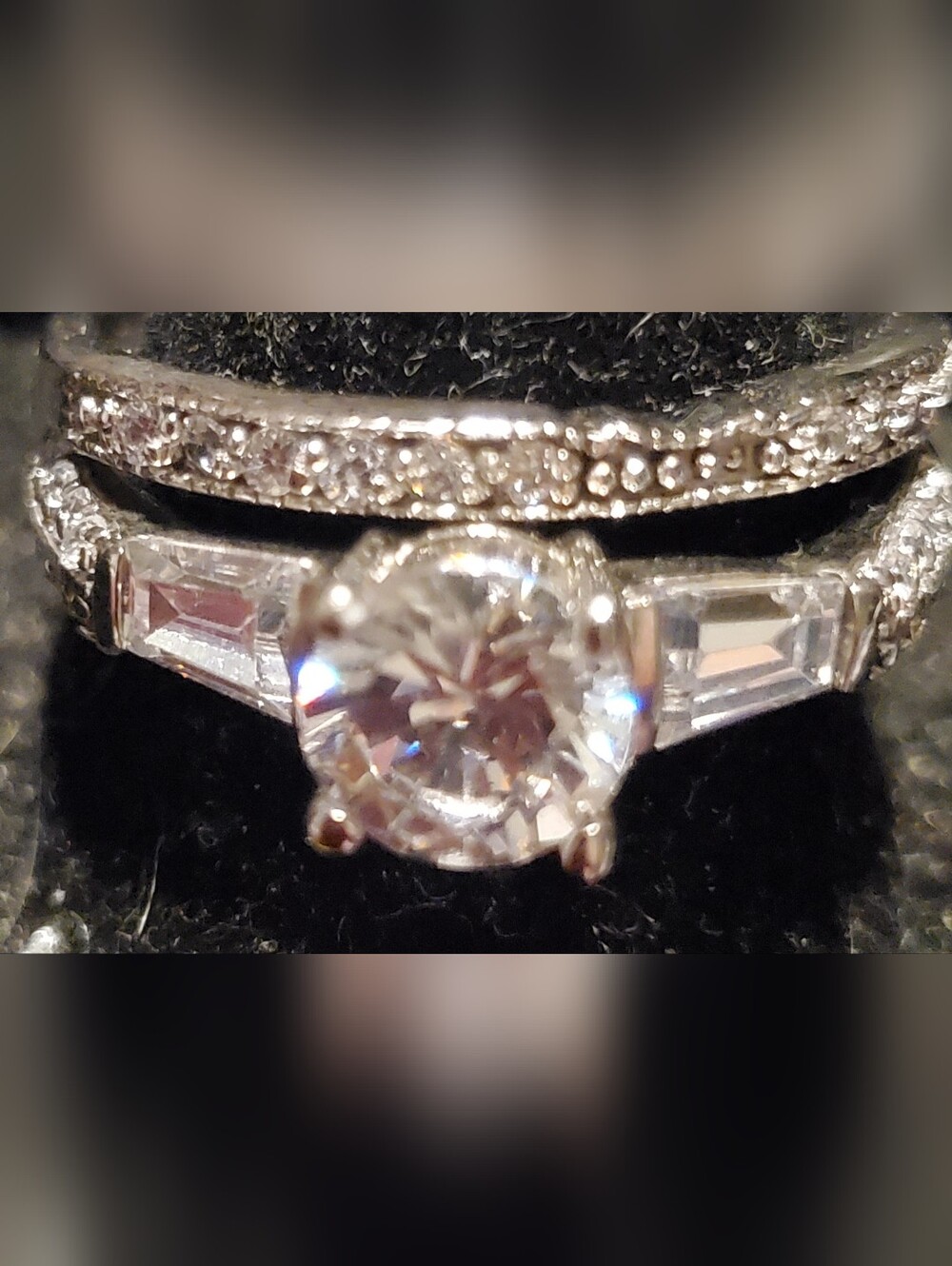 Elegant Sterling Silver Wedding Ring Set